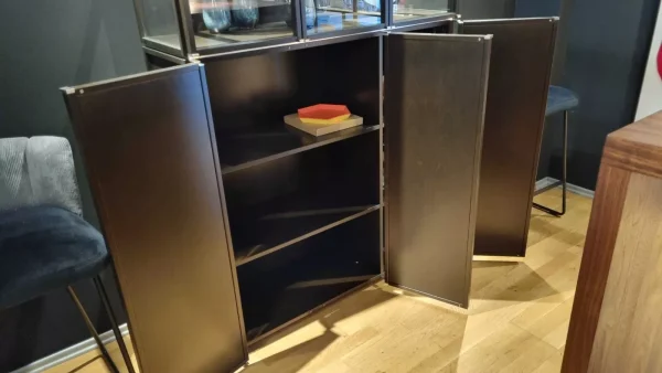 Vitrinenschrank Quadrat – Bild 6