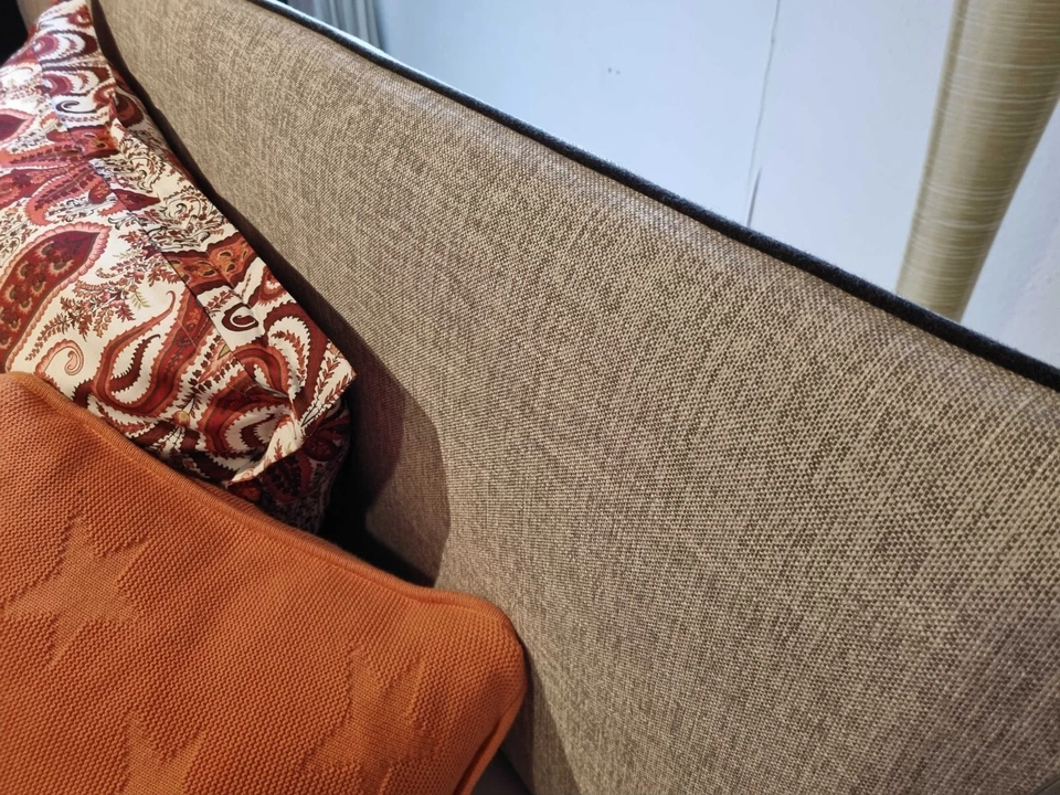 Signet - Bett Shirin Stoff lichtgrau ohne Matratzen etc. - LP 3.120,- EUR – Bild 3