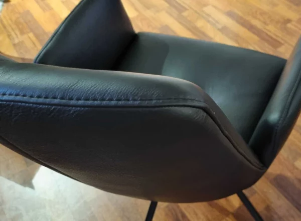 ERA - 4x Armlehnstuhl Gavi Lody Leder schwarz - LP 3.520,- EUR – Bild 3