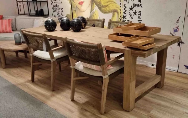 Gommaire - Tisch Jacob + 4x Stuhl Fiona Outdoor Teak / Geflecht - LP 6.271,- EUR