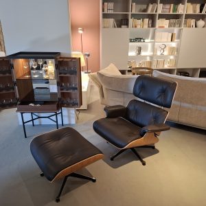 Vitra Sessel Lounge Chair + Ottoman - LP 9.990,- EUR