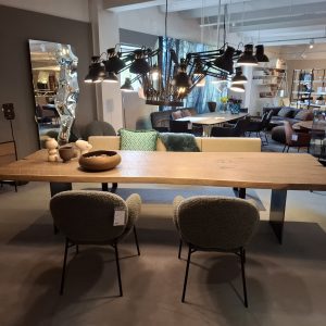 Janua - Esstisch Butterfly - LP 12.563,- EUR