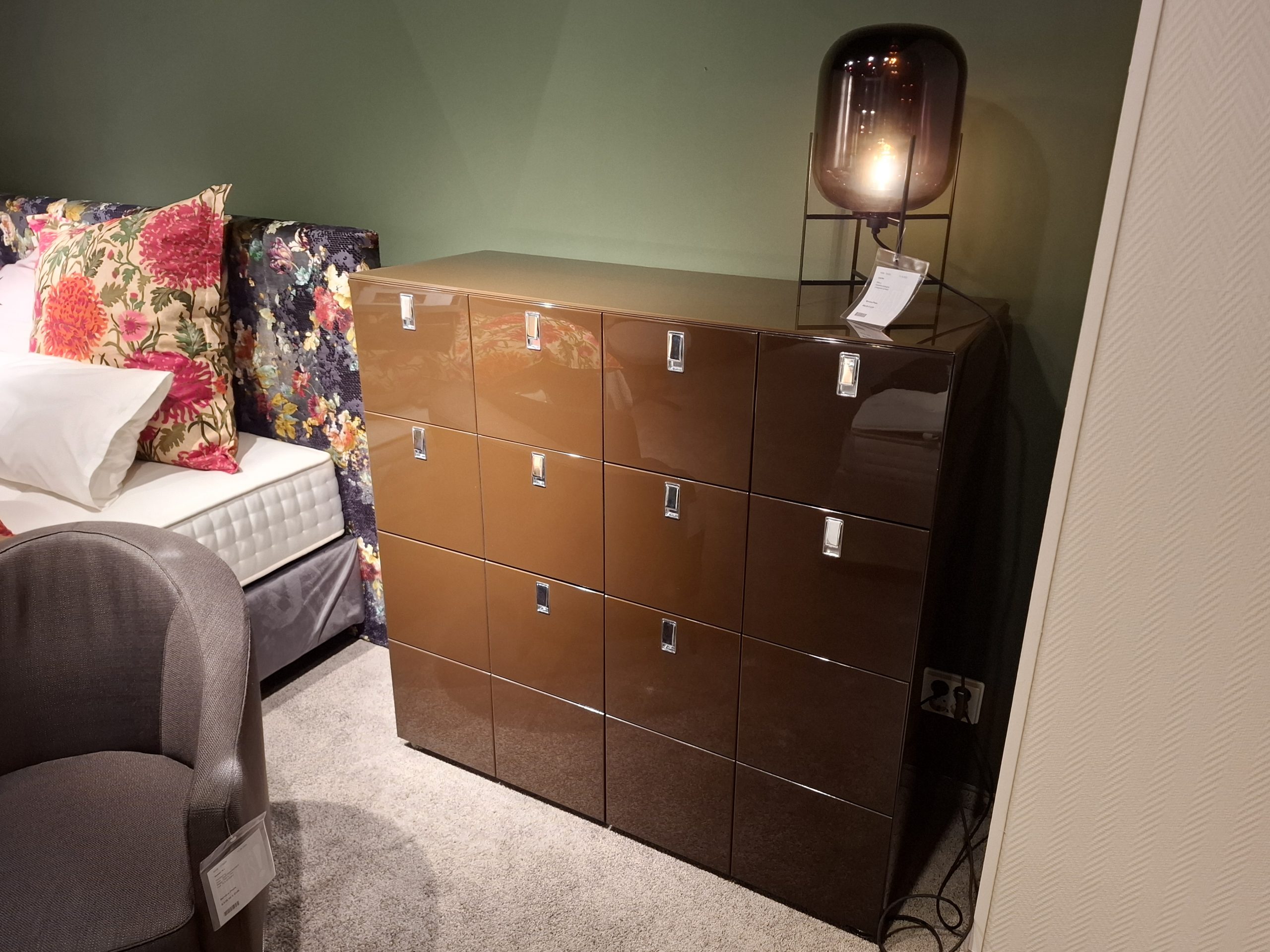 Behr - Kommode - Menos - LP 6.499,- EUR