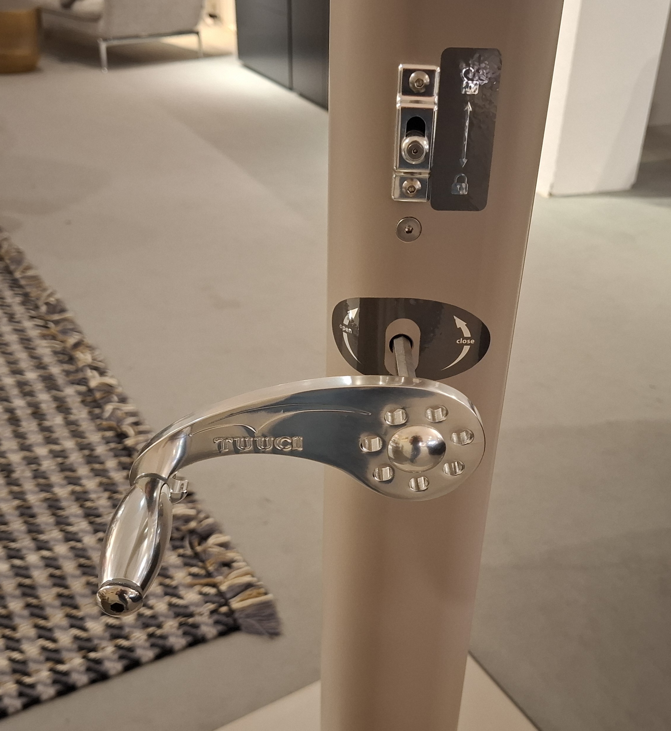 Tuuci - Sonnenschirm - OM MAX Cantilever - LP 13.887,- EUR – Bild 3