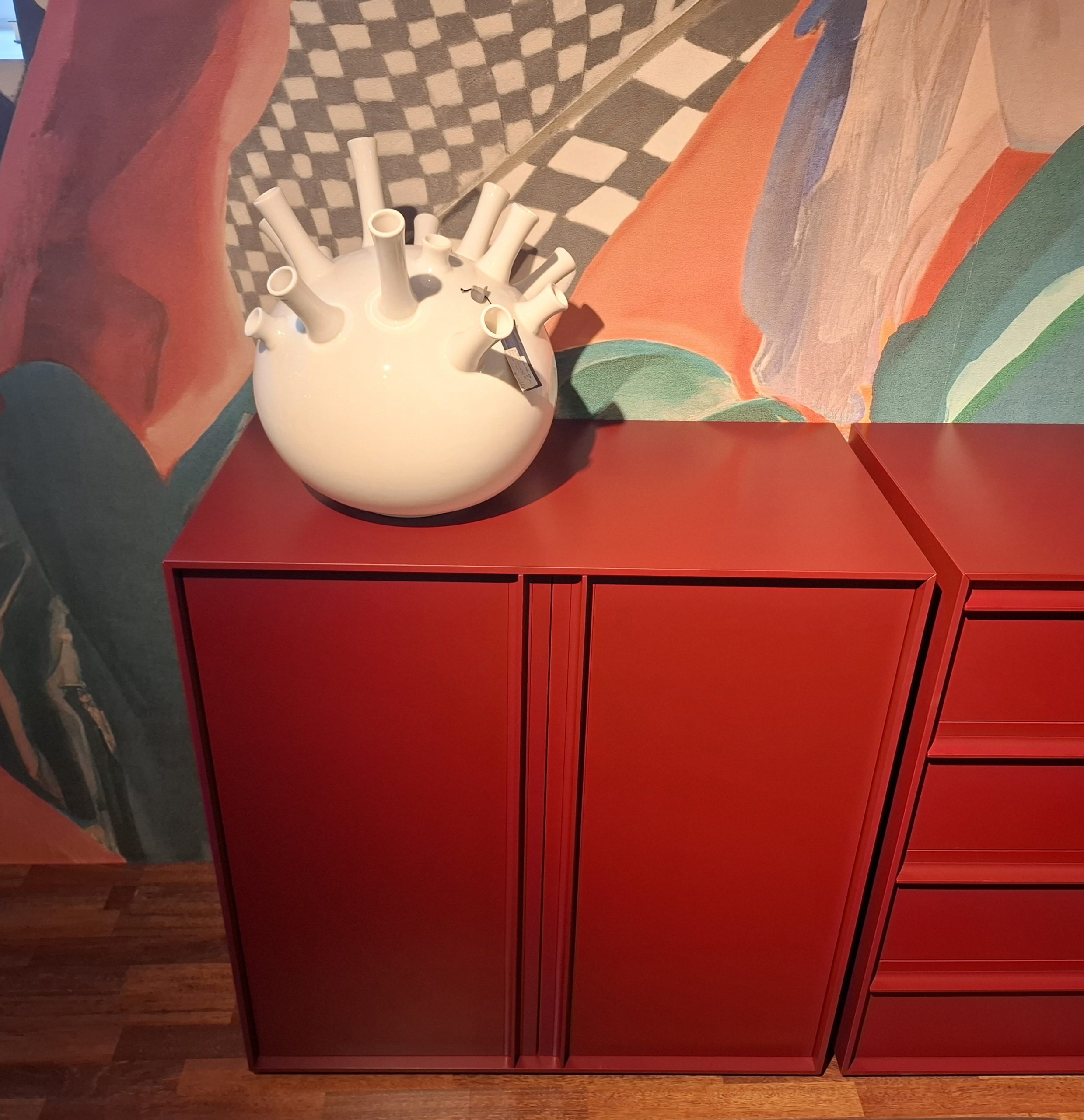 Möller Design - Kommode - Grippy - LP 2.083,- EUR – Bild 2