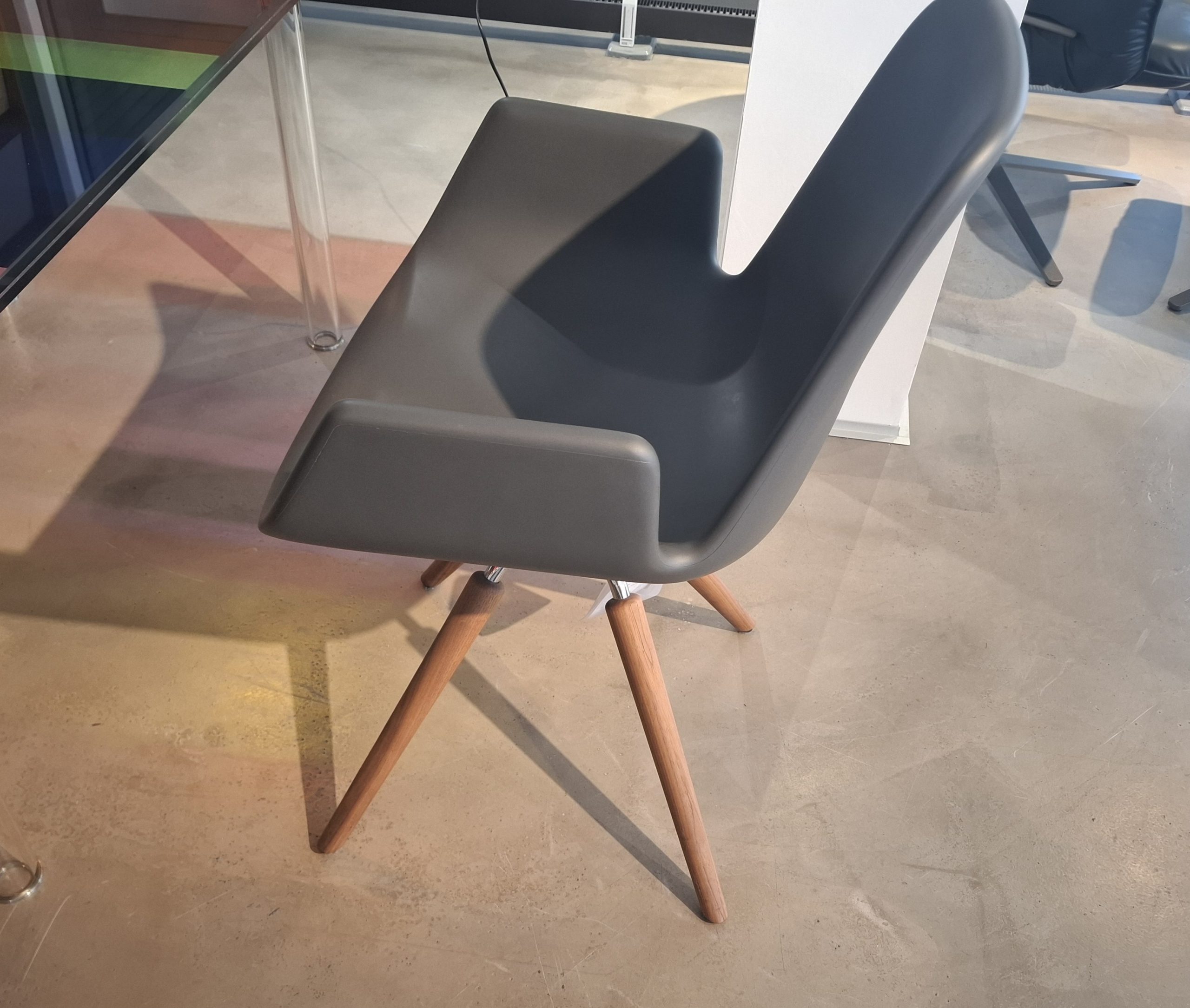 Tonon - 2x Stuhlsessel Step drehbar - LP 1.418,- € – Bild 2