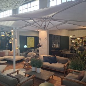 Sonnenschirm - Dedon Square M - LP 8.090  ,- EUR