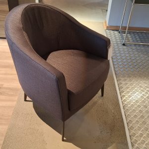 Christine Kröncke- Sessel Donna - LP 2.338 ,- EUR