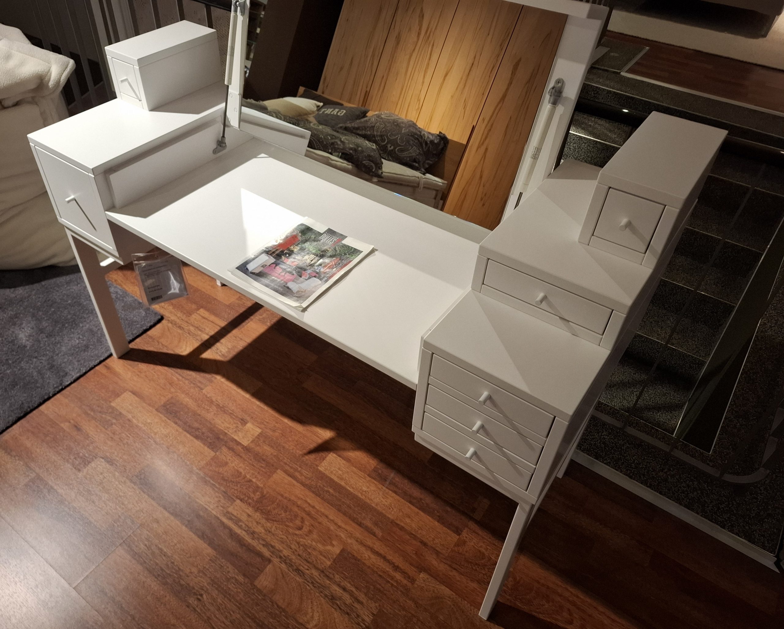 Schönbuch- Schminktisch Collect - LP 6.073,- EUR – Bild 2