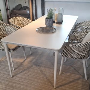 Dedon - Tisch Bellmonde + 4x Stuhl Mbrace - LP 8.899,- EUR